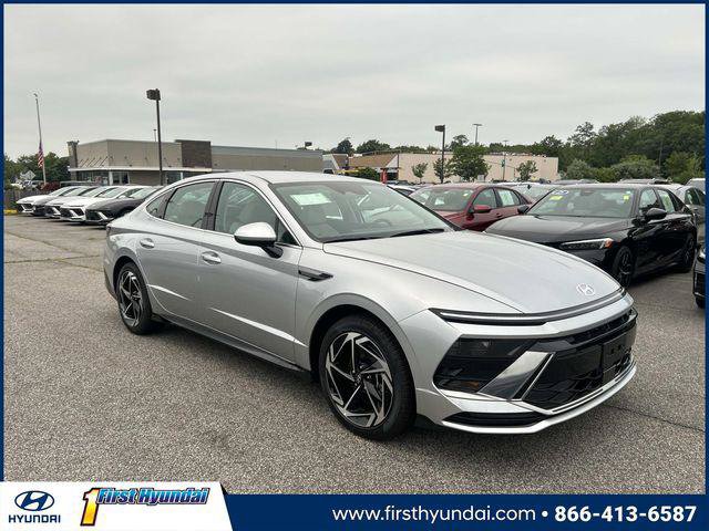 New 2026 Hyundai Sonata SEL FWD image 1