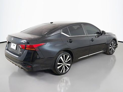 Used 2021 Nissan Altima 2.5 SR image 7