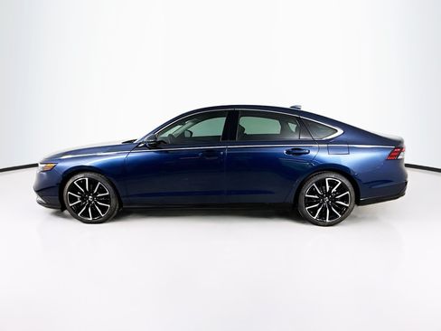 Used 2025 Honda Accord Touring image 7