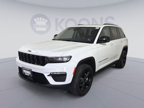 Used 2023 Jeep Grand Cherokee Limited w/ Black Appearance Package image 1