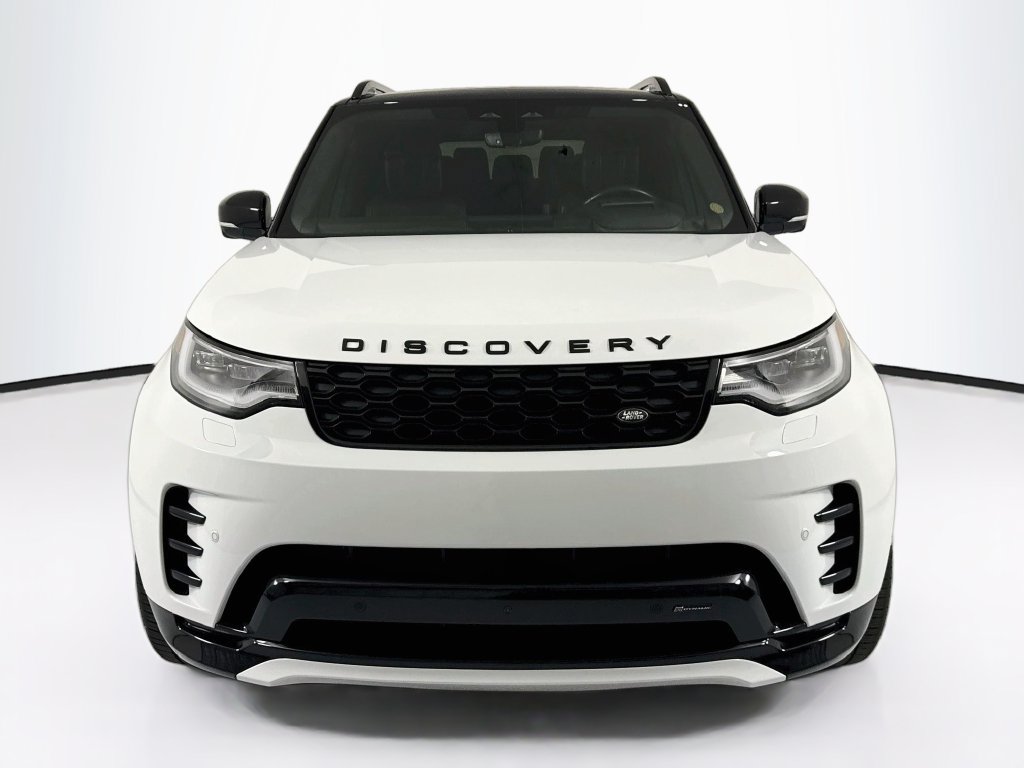 Used 2023 Land Rover Discovery HSE R-Dynamic AWD/4WD image 2