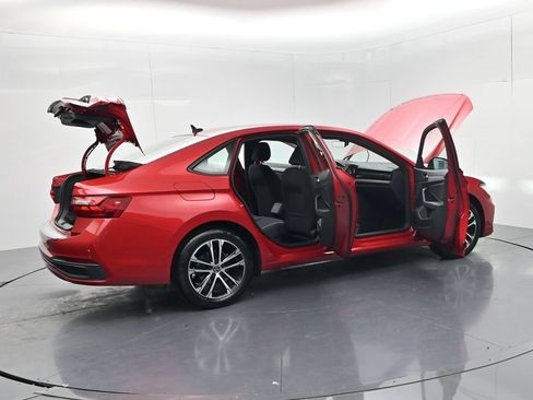 Used 2025 Volkswagen Jetta Sport FWD image 51
