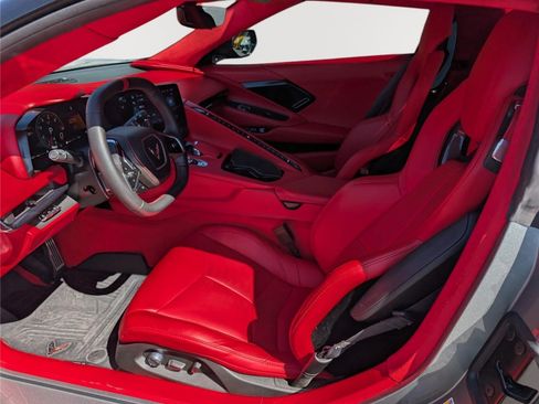 Used 2024 Chevrolet Corvette Stingray Premium Conv w/ Z51 Performance Package RWD image 12