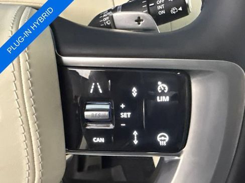 Used 2026 Land Rover Range Rover SE AWD/4WD image 20