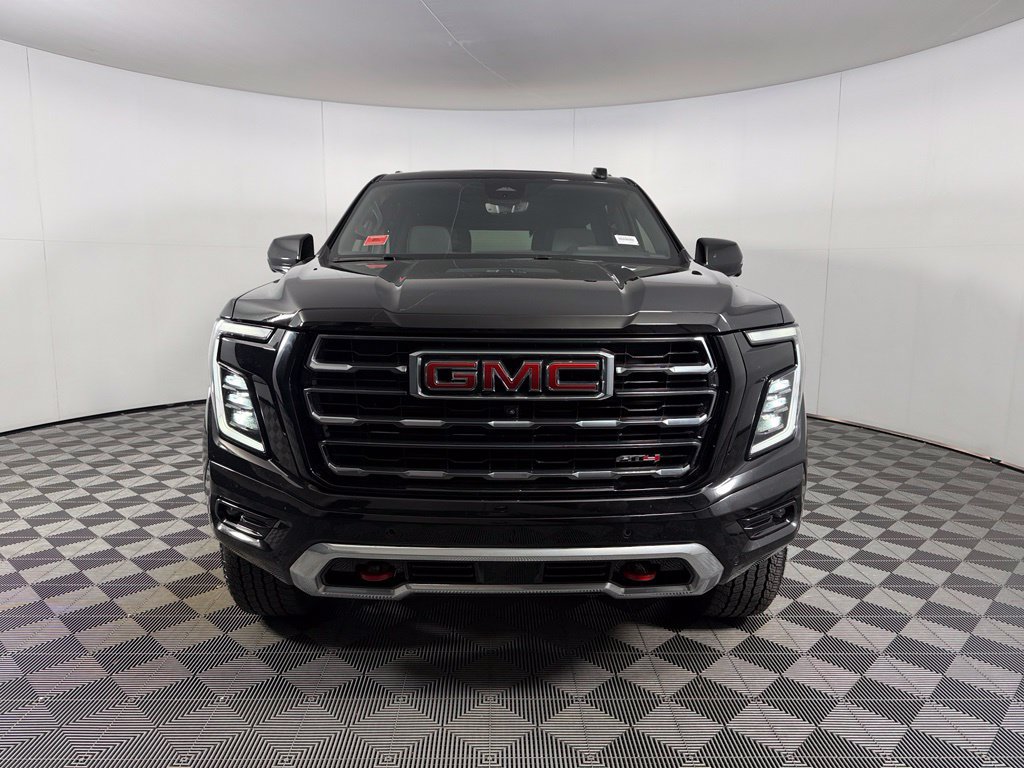 Used 2026 GMC Yukon AT4 w/ AT4 Premium Package AWD/4WD image 2