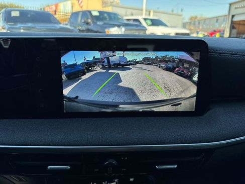 Used 2025 Nissan Kicks SV FWD image 15