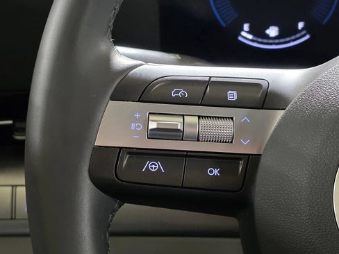 Used 2024 Hyundai Kona SEL FWD image 31