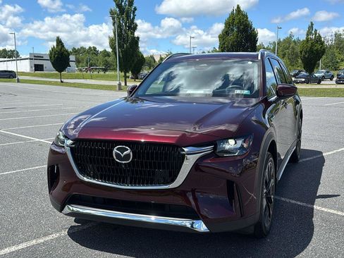 Certified 2025 MAZDA CX-90 Plug-In Hybrid w/ Premium Plus AWD/4WD image 15