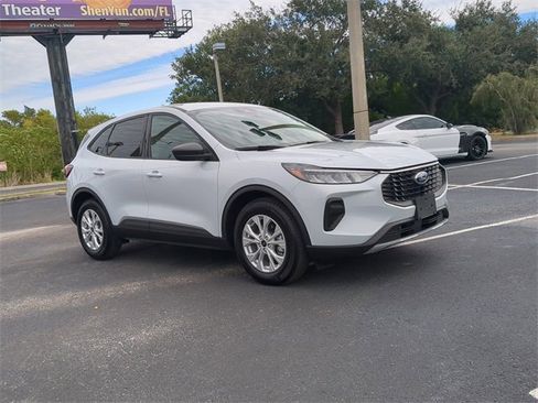 Used 2025 Ford Escape Active image 8