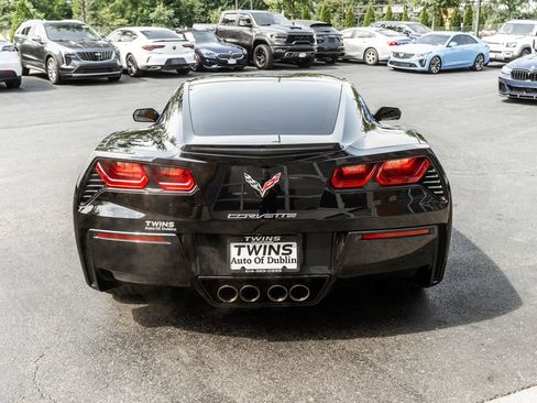 Used 2019 Chevrolet Corvette Stingray Coupe w/ 1LT RWD image 31