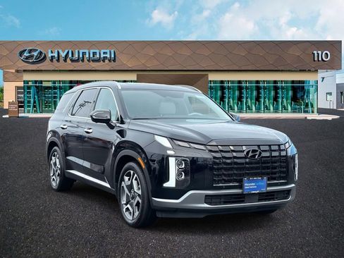 Used 2025 Hyundai Palisade Limited AWD/4WD image 1
