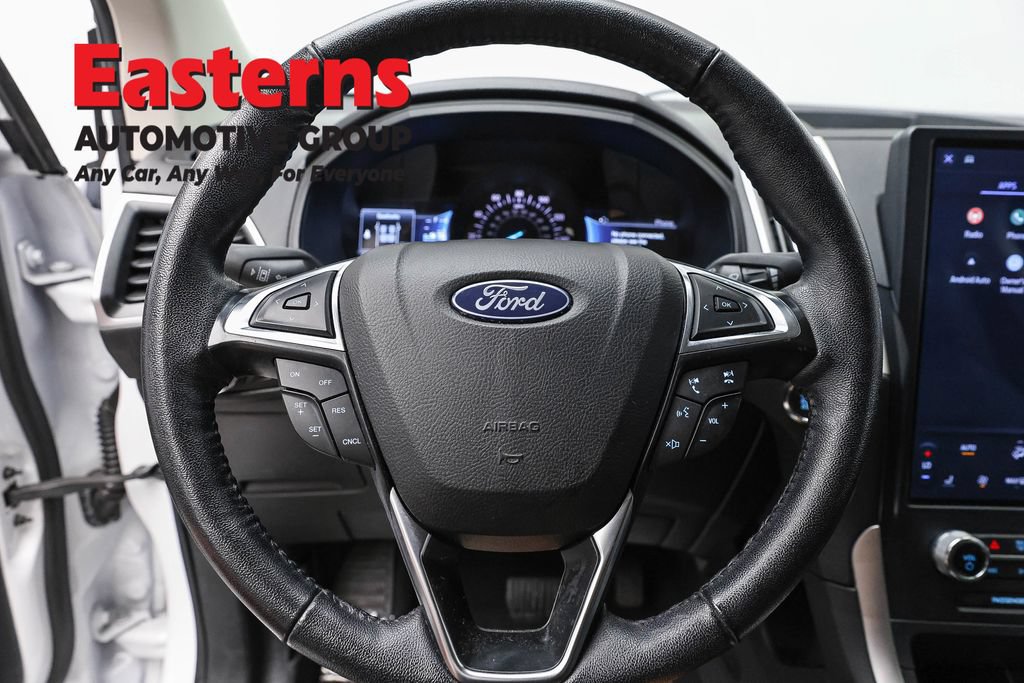 Used 2023 Ford Edge SEL AWD/4WD image 12