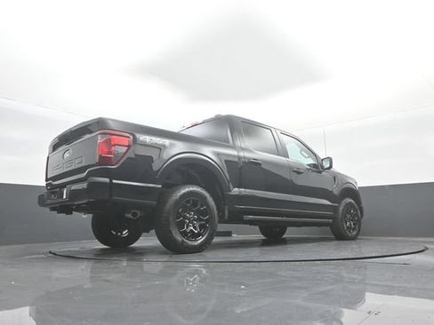 New 2026 Ford F150 XLT w/ XLT Black Appearance Package AWD/4WD image 35