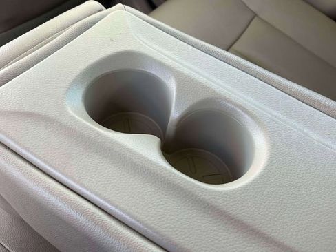 Used 2020 Nissan Rogue SL w/ Premium Package image 18