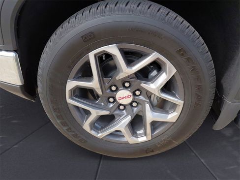 New 2026 GMC Sierra 1500 SLT w/ SLT Premium Package image 14