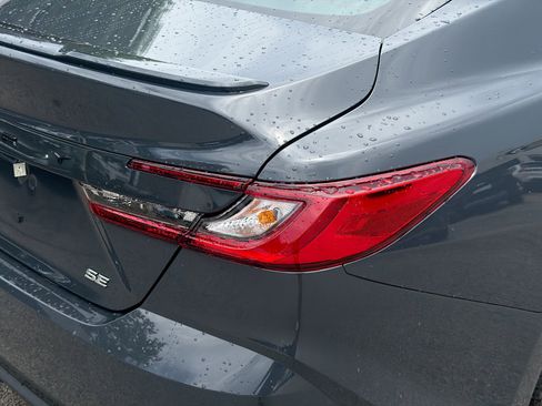 Used 2026 Toyota Camry SE FWD image 27