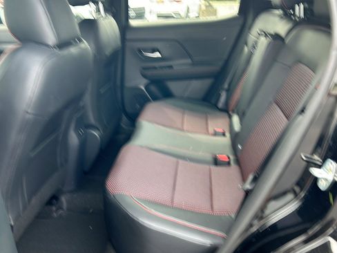 New 2025 Nissan Kicks SR image 16