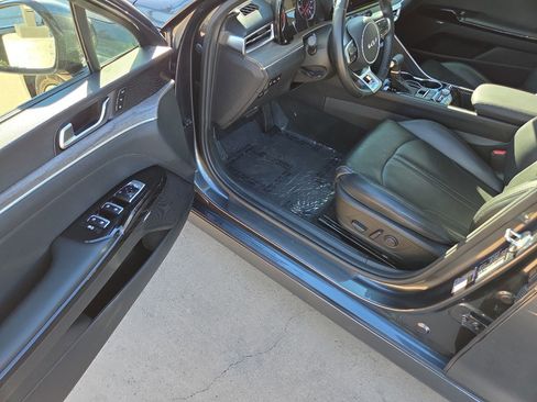Used 2022 Kia K5 EX w/ EX Premium Package image 10
