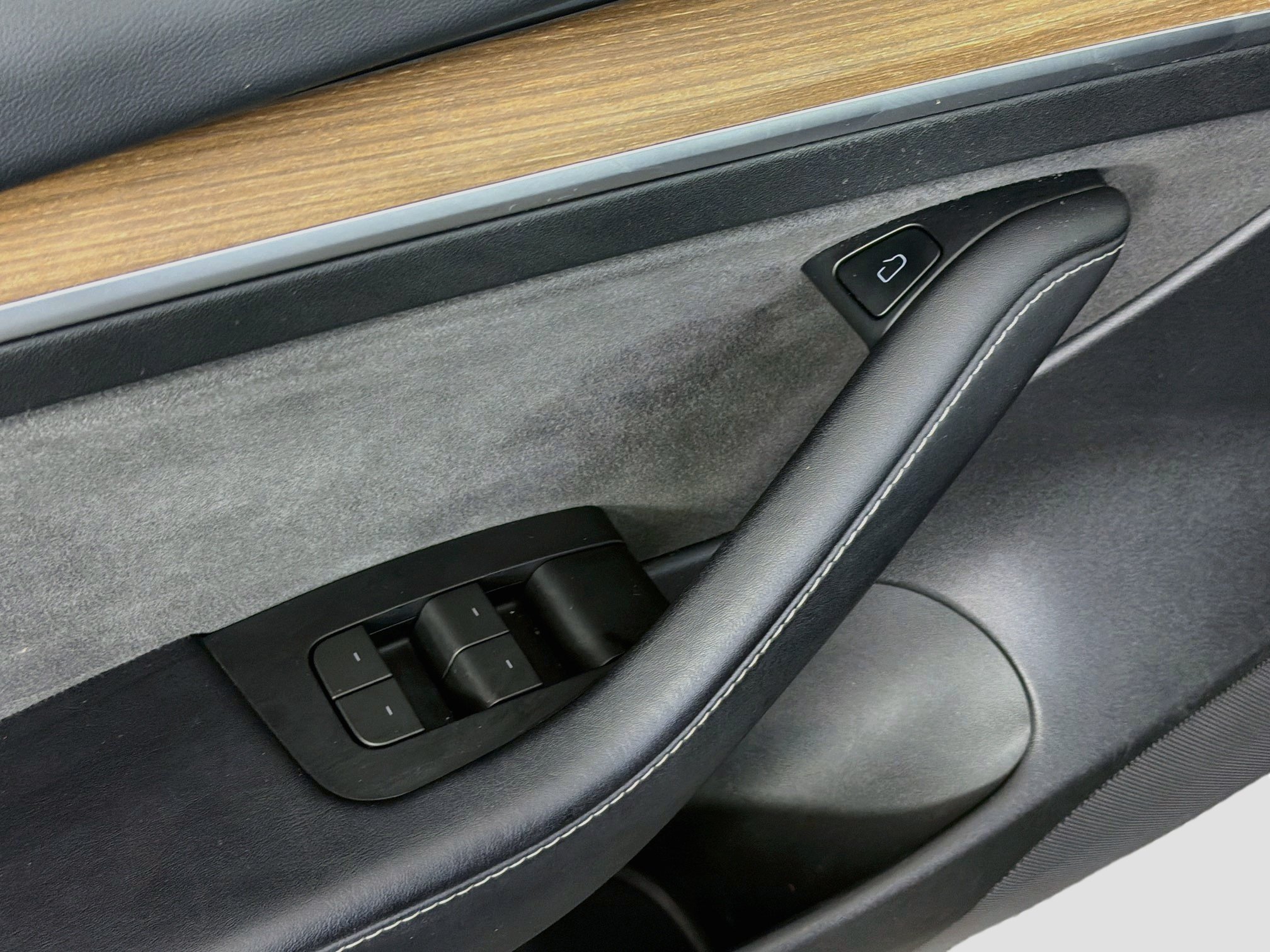 Used 2023 Tesla Model 3 Standard Range RWD image 15