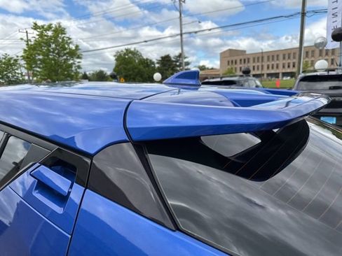 Used 2021 Toyota C-HR XLE FWD image 28