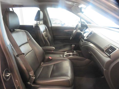 Used 2017 Honda Pilot EX-L image 25