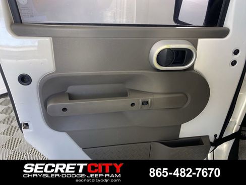 Used 2010 Jeep Wrangler Unlimited Sahara w/ Trailer Tow Group image 12