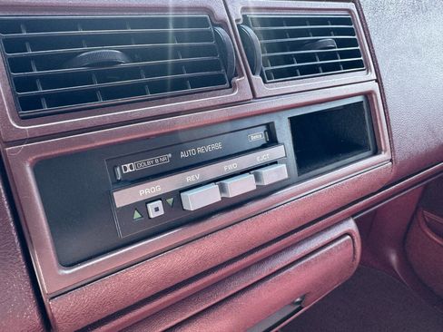 Used 1994 Chevrolet Silverado 1500 4x4 Regular Cab image 22