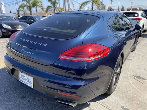 Used 2014 Porsche Panamera 4 image 5