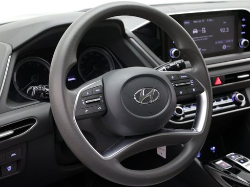 Used 2023 Hyundai Sonata SE FWD image 7