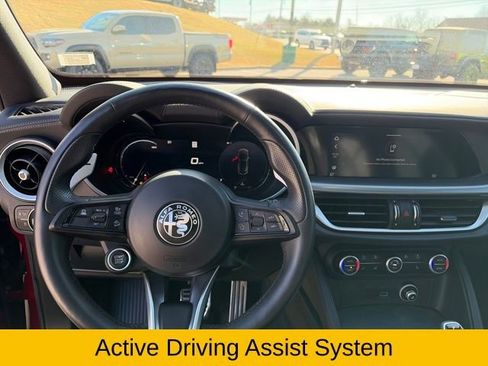 Used 2024 Alfa Romeo Stelvio Veloce image 36
