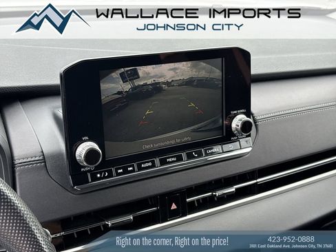 Used 2024 Mitsubishi Outlander ES AWD/4WD image 23