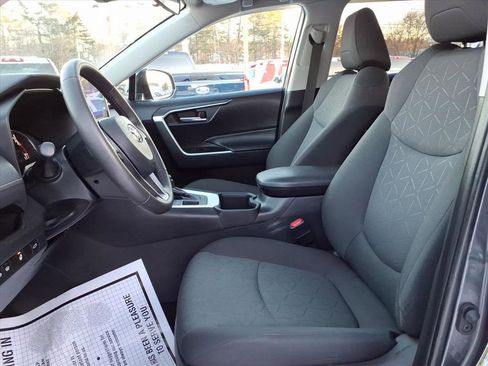 Used 2024 Toyota RAV4 XLE image 13