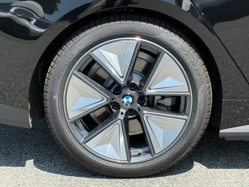New 2026 BMW i4 xDrive40i AWD/4WD image 18