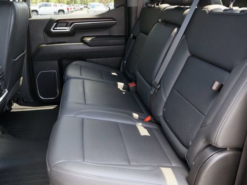 Certified 2023 GMC Sierra 1500 SLT w/ SLT Premium Plus Package AWD/4WD image 26