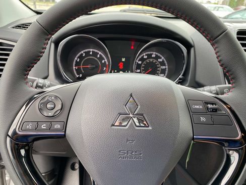 New 2025 Mitsubishi Outlander Sport LE image 9