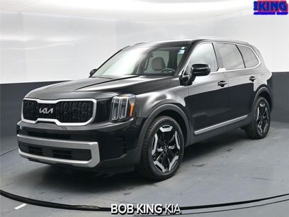 Used 2024 Kia Telluride EX