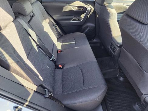Used 2023 Toyota RAV4 LE FWD image 20