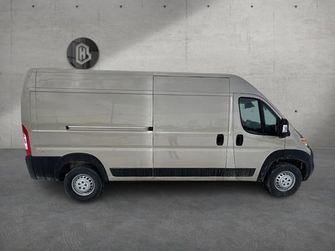 New 2026 RAM ProMaster 2500 w/ Premium Convenience Group image 4