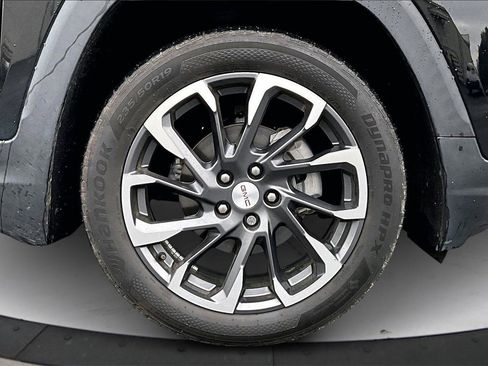 Used 2022 GMC Terrain SLT w/ Infotainment Package II image 33