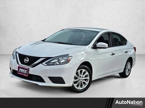 Used 2019 Nissan Sentra SV image 1