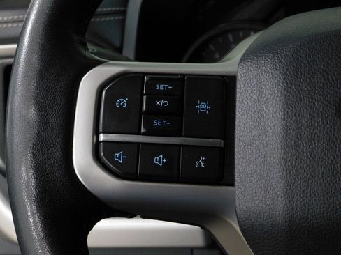 Used 2024 Ford Expedition XLT image 39