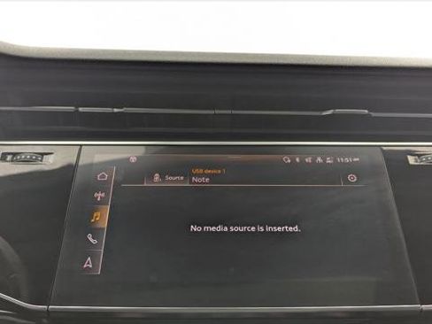 Used 2022 Audi Q8 Premium Plus w/ Premium Plus Package image 30