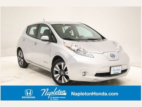 Used 2016 Nissan Leaf SV image 1