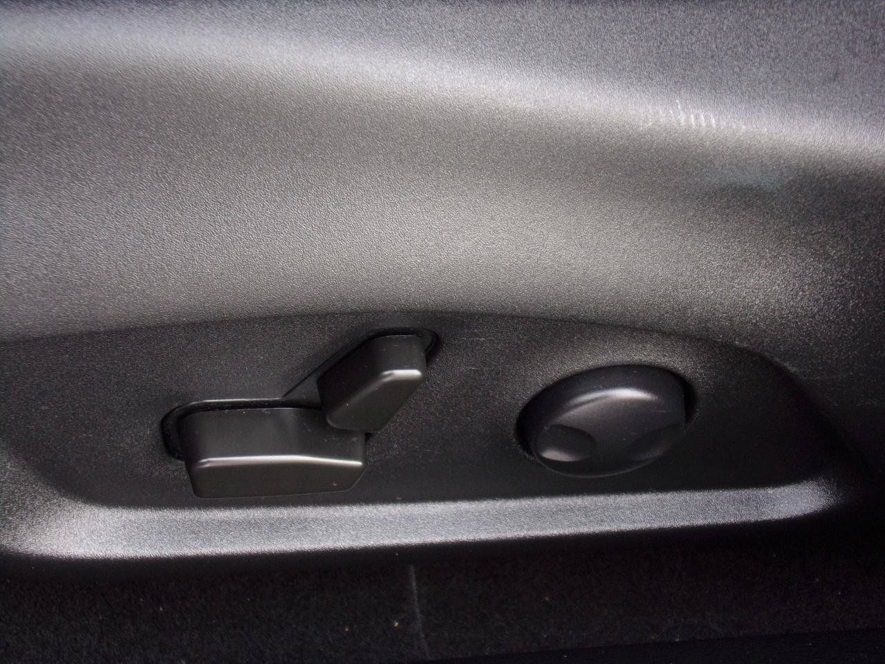 Used 2022 Jeep Compass Latitude AWD/4WD image 14