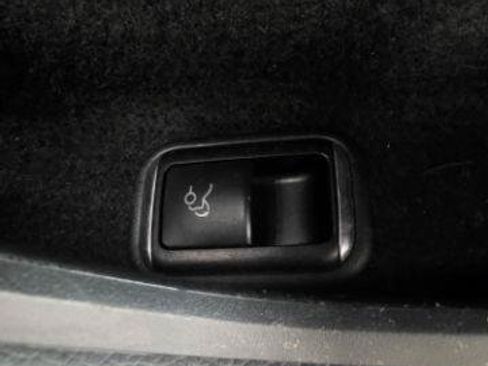 Used 2014 Mercedes-Benz E 350 4MATIC Coupe w/ Premium 1 Package image 33