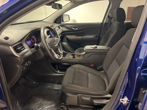 Certified 2023 GMC Acadia SLE image 8