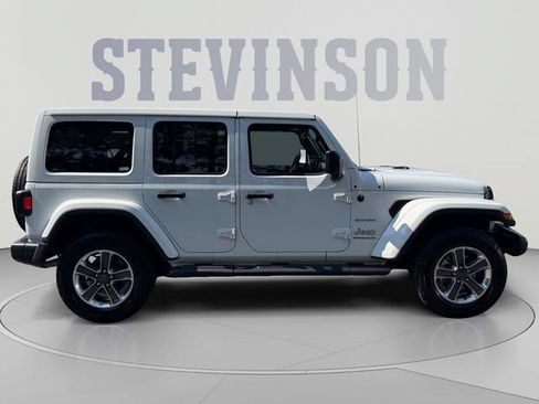 Used 2023 Jeep Wrangler Unlimited Sahara w/ Cold Weather Group AWD/4WD image 6