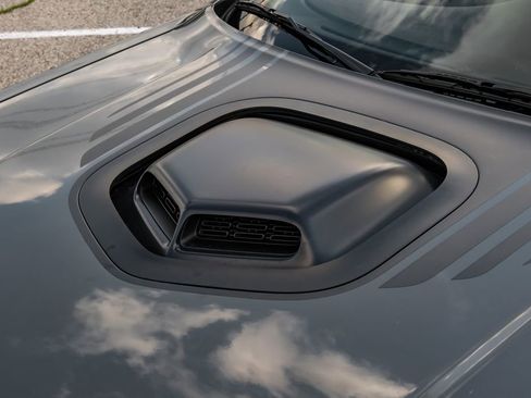 Used 2018 Dodge Challenger R/T image 43