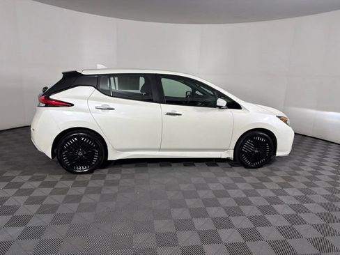 Used 2024 Nissan Leaf SV Plus FWD image 17