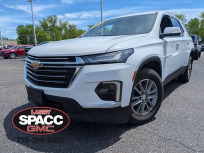Used 2023 Chevrolet Traverse LT